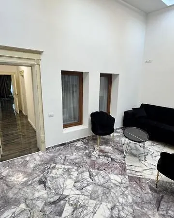 Historical Apartmán Bukurešť